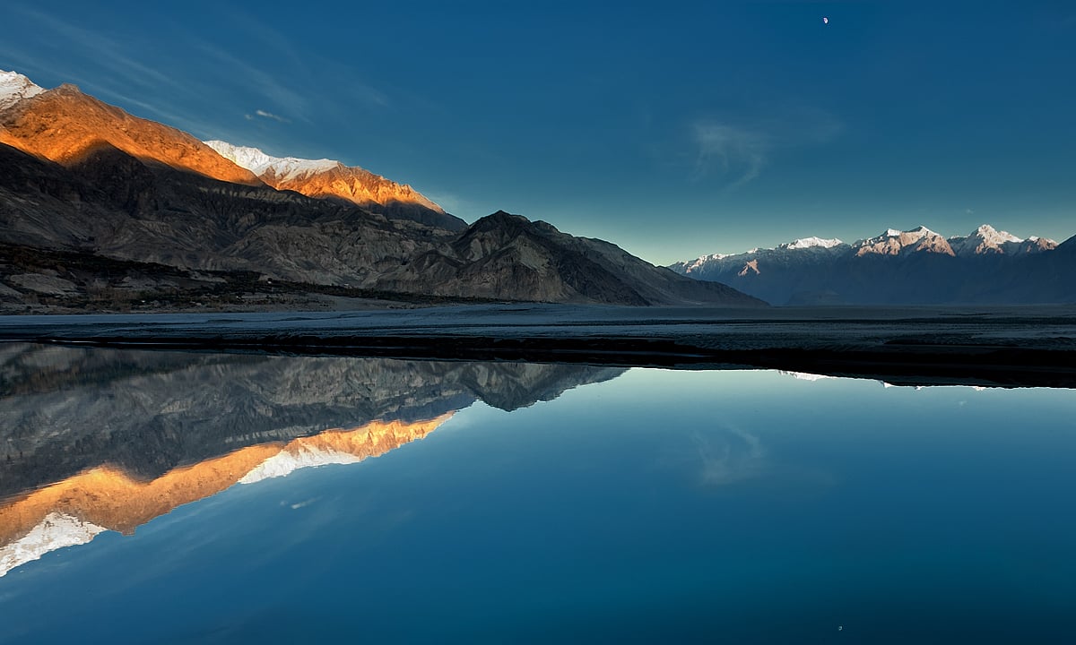 Dusk at Indus river